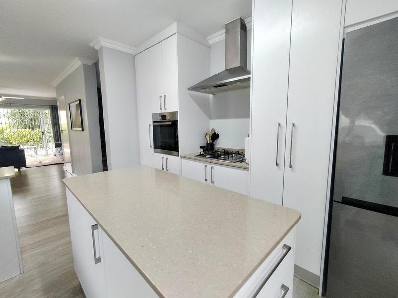 To Let 3 Bedroom Property for Rent in Hout Bay Western Cape